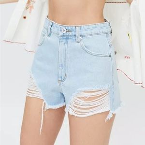 UO Abrand A High-Waisted Relaxed Short